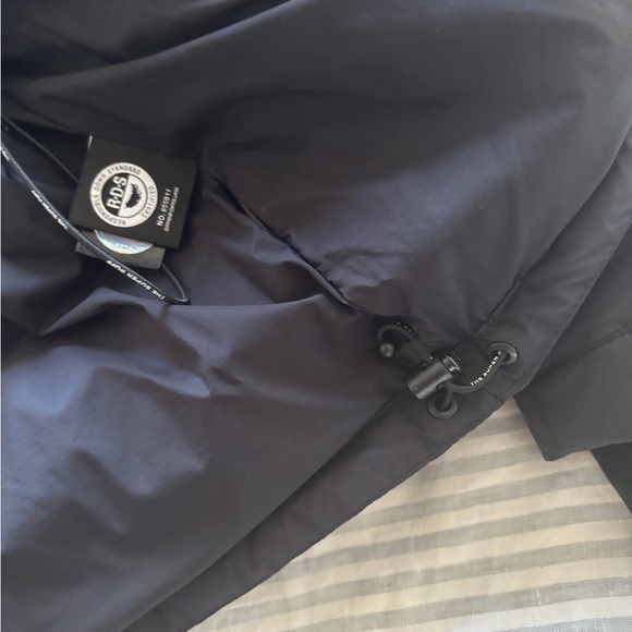 Aritzia Super Puff Supersinch Puffer jacket XS - Picture 8 of 11